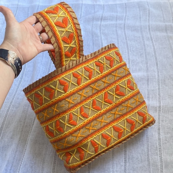 Homemade - vintage Handbags - Vintage crewel embroidered burlap tote.